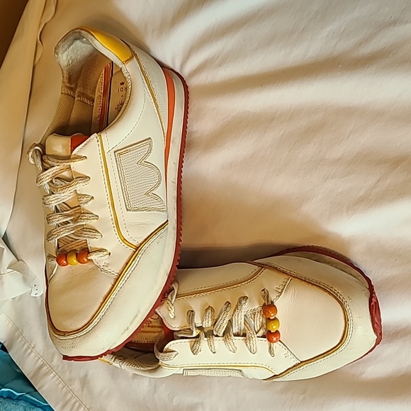 Birdies Shoes - Birdies Orange and Yellow 21 Seed  Retro Sneakers Sz. 9